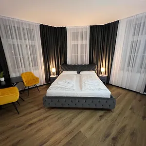 https://hotel-elisei.com-bavaria.com